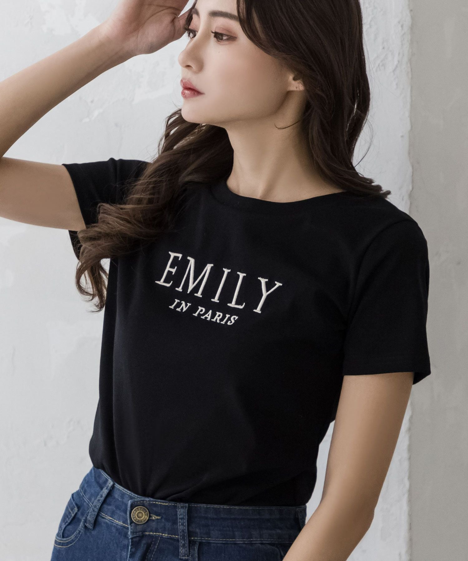 EMILY刺繍ロゴデザインTシャツ JB22044