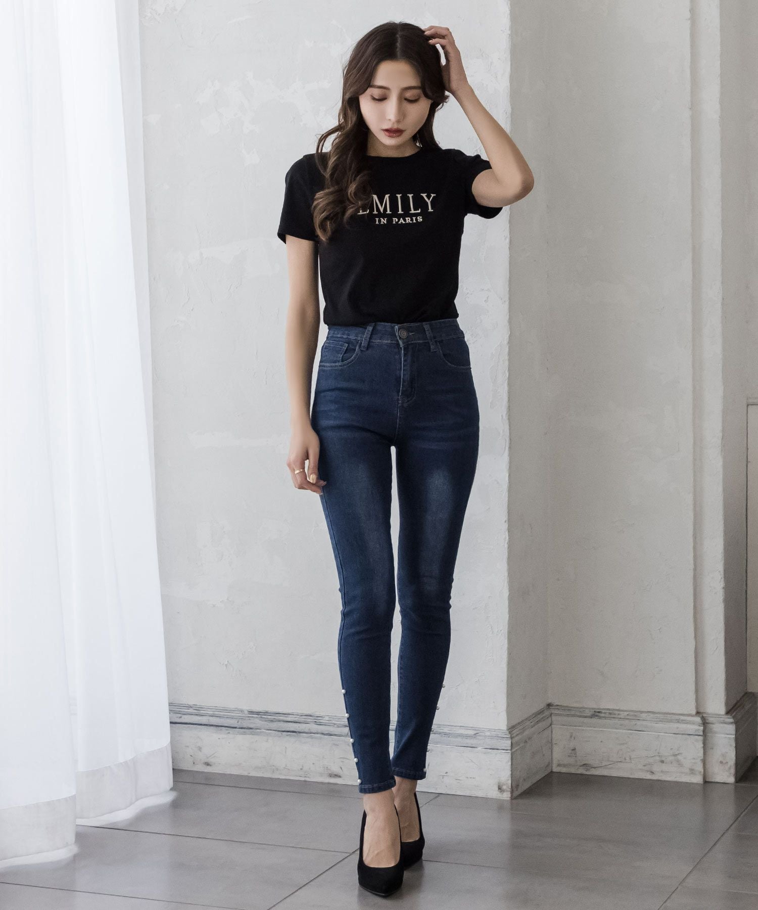 EMILY刺繍ロゴデザインTシャツ JB22044