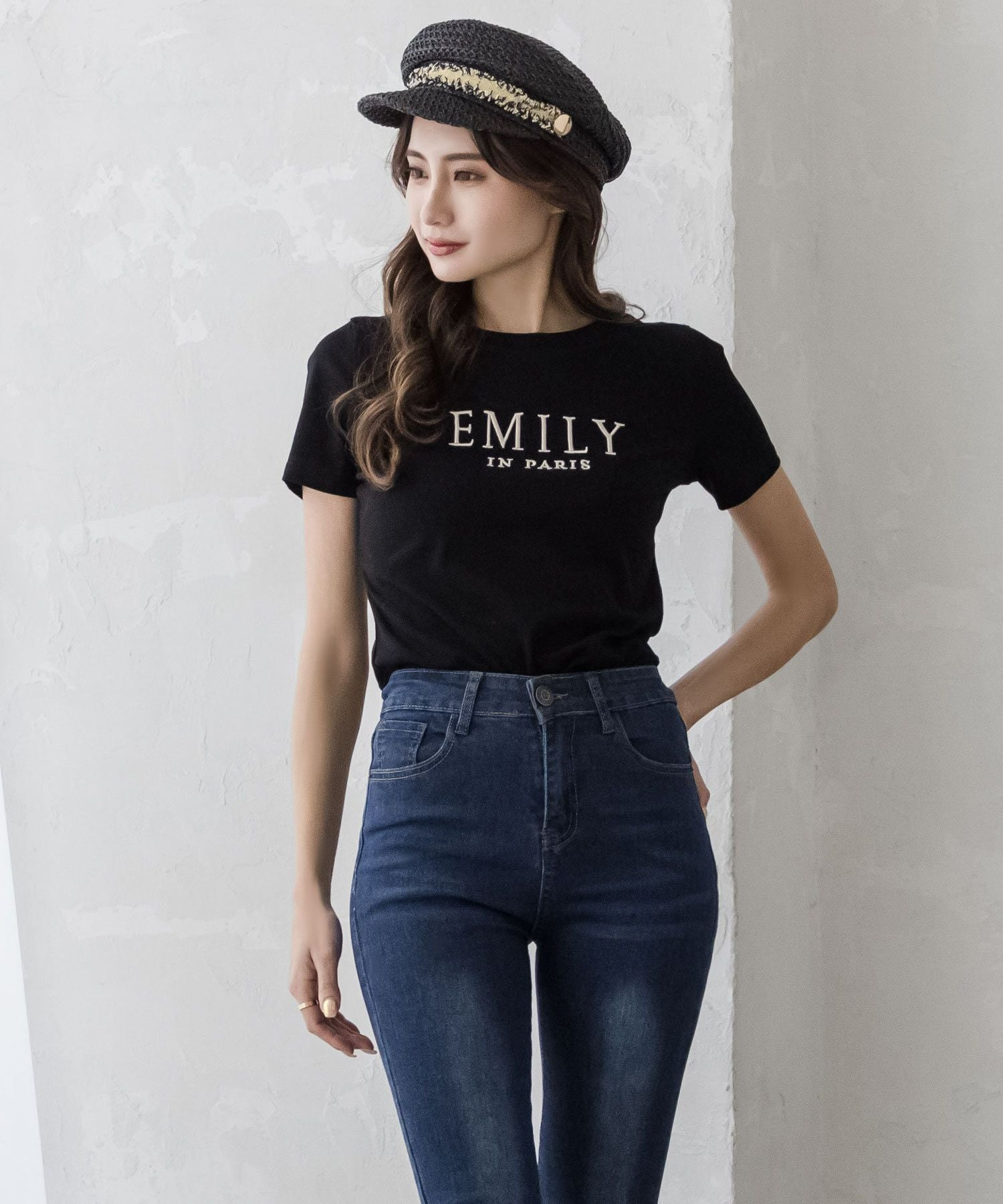 EMILY刺繍ロゴデザインTシャツ JB22044
