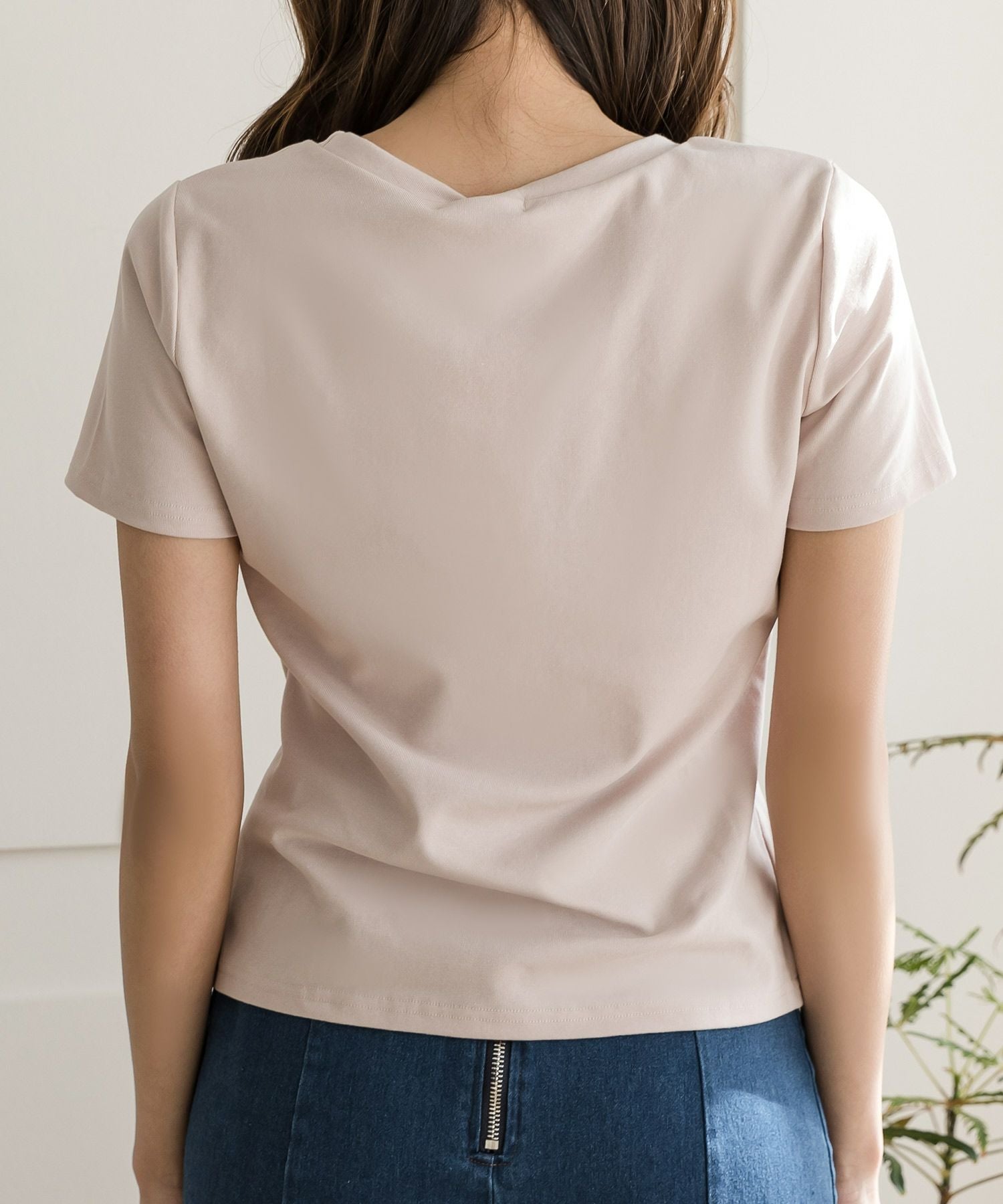 EMILY刺繍ロゴデザインTシャツ JB22044