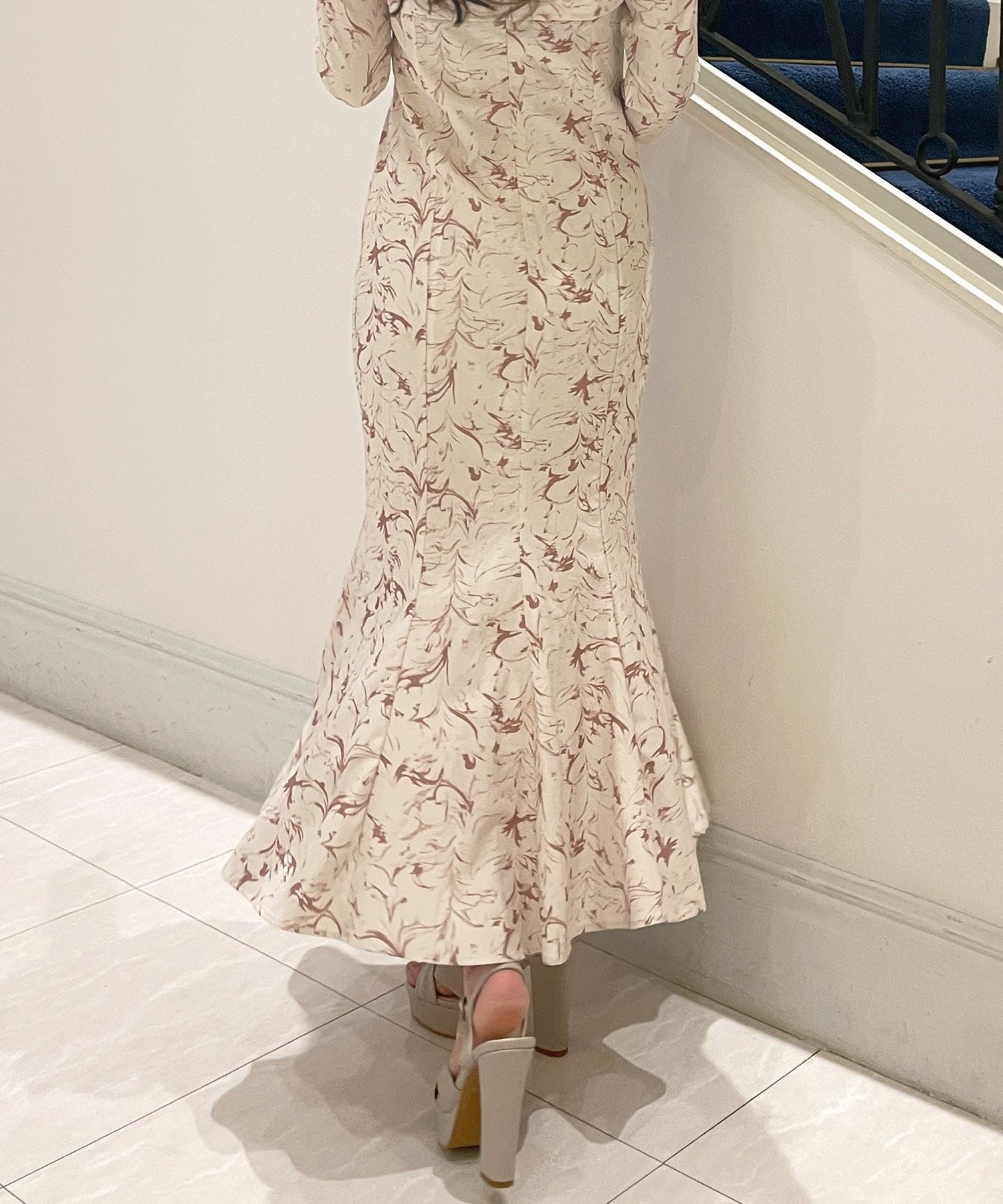 ラインフラワークロップド丈トップス×マーメイドワンピース JB23016