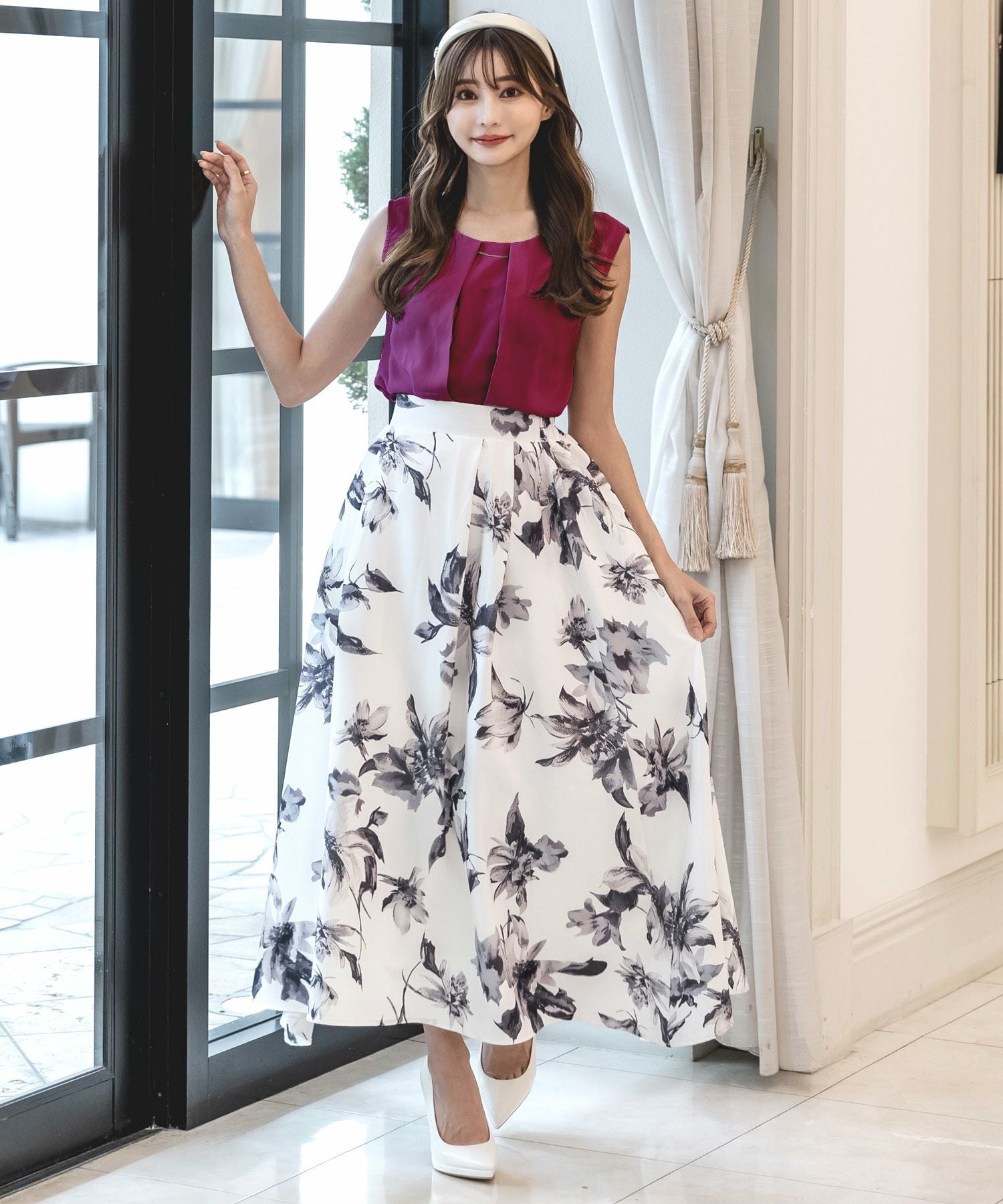 チャーム付きパーソナルカラーノースリーブブラウス・トップス JB23035