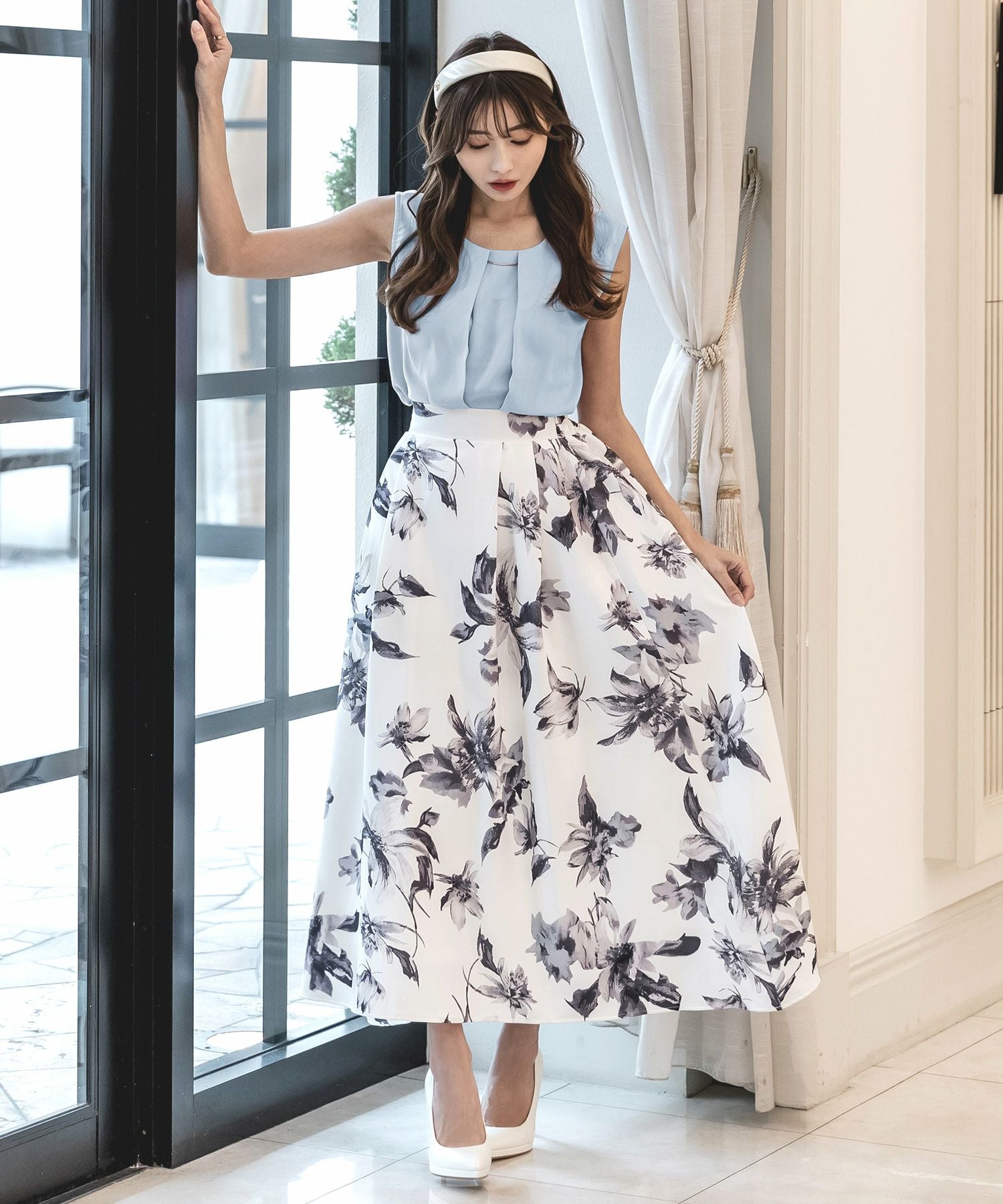 チャーム付きパーソナルカラーノースリーブブラウス・トップス JB23035