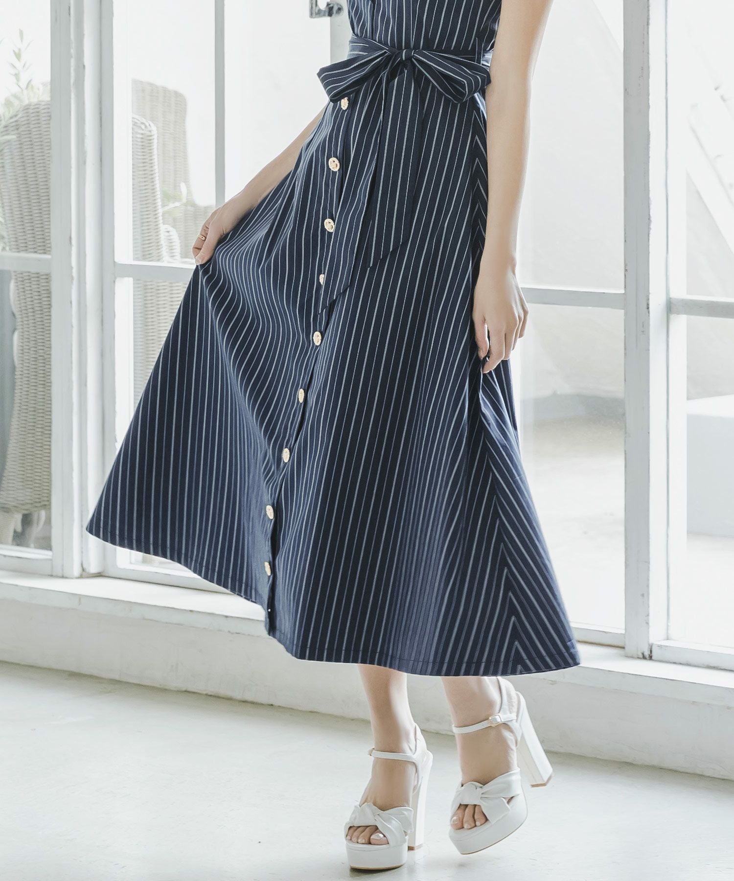 形が選べるストライプ柄シャツワンピース JB23071