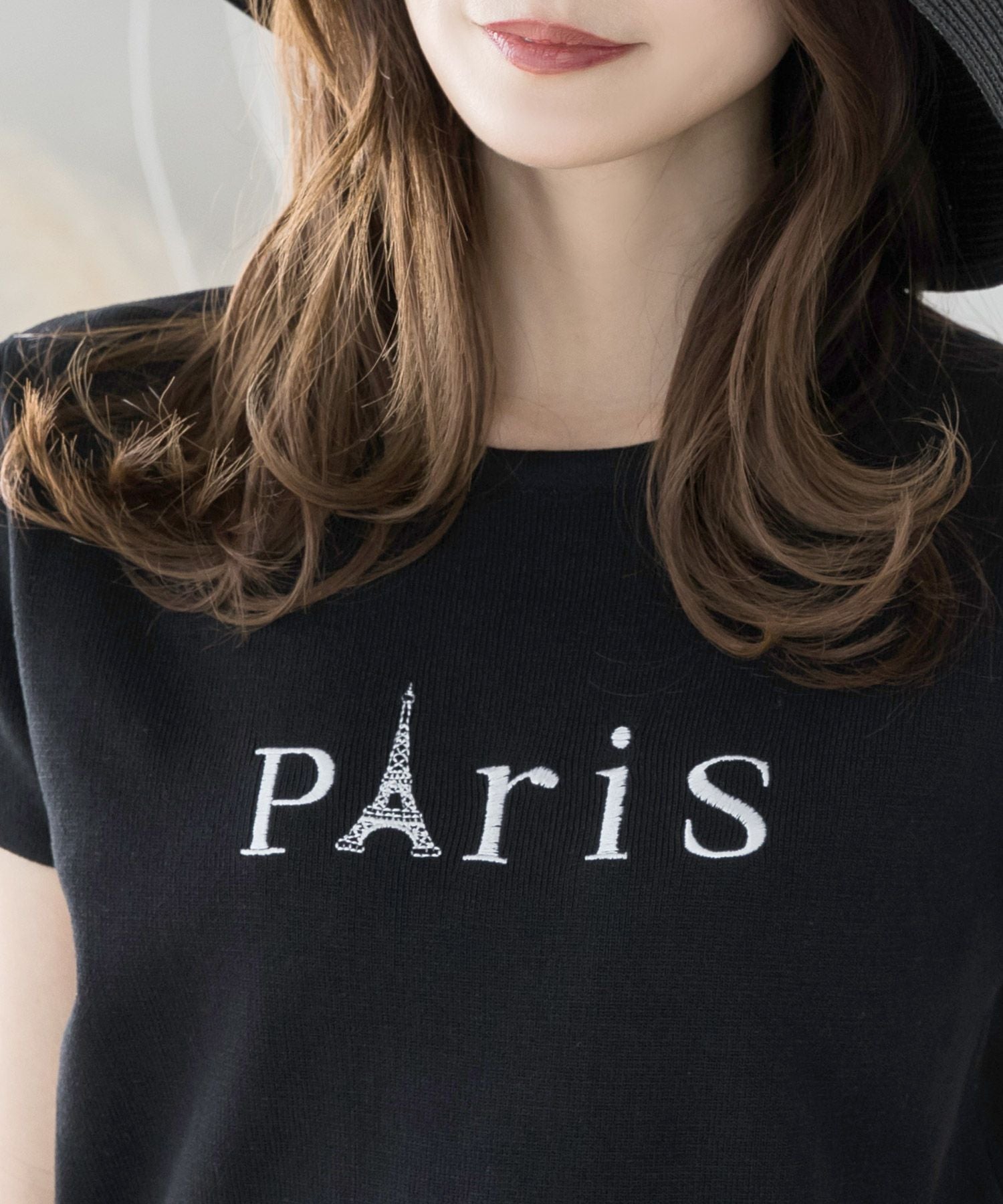 Parisロゴ刺繍ニットトップス JB23128