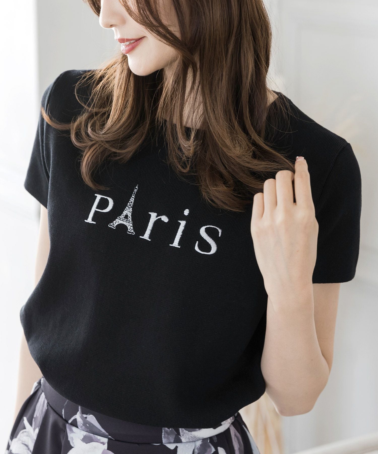 Parisロゴ刺繍ニットトップス JB23128