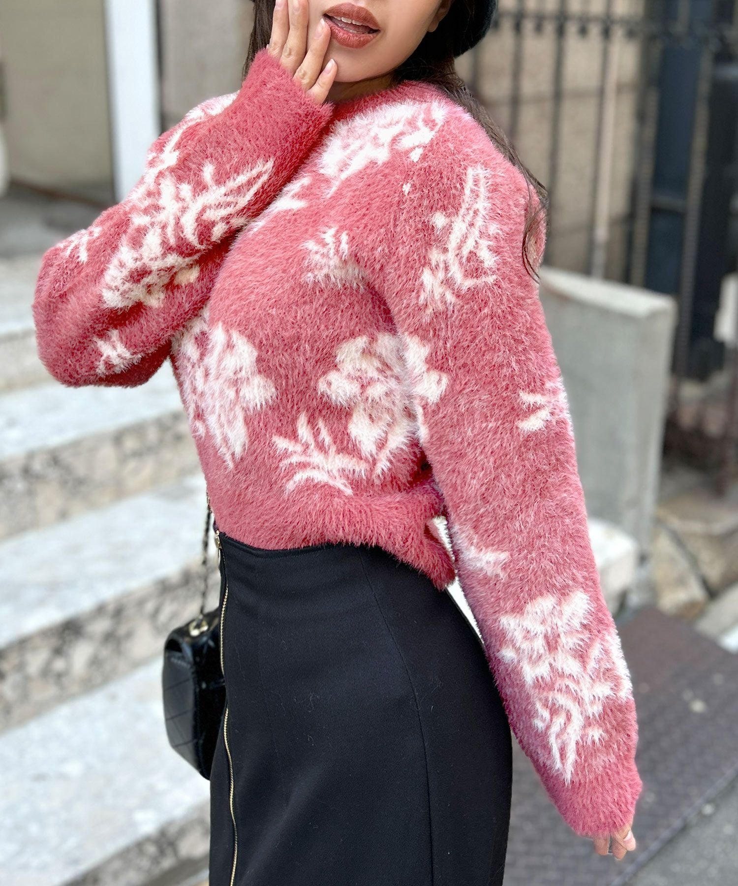 フラワー柄シャギータッチニットトップス JB23553