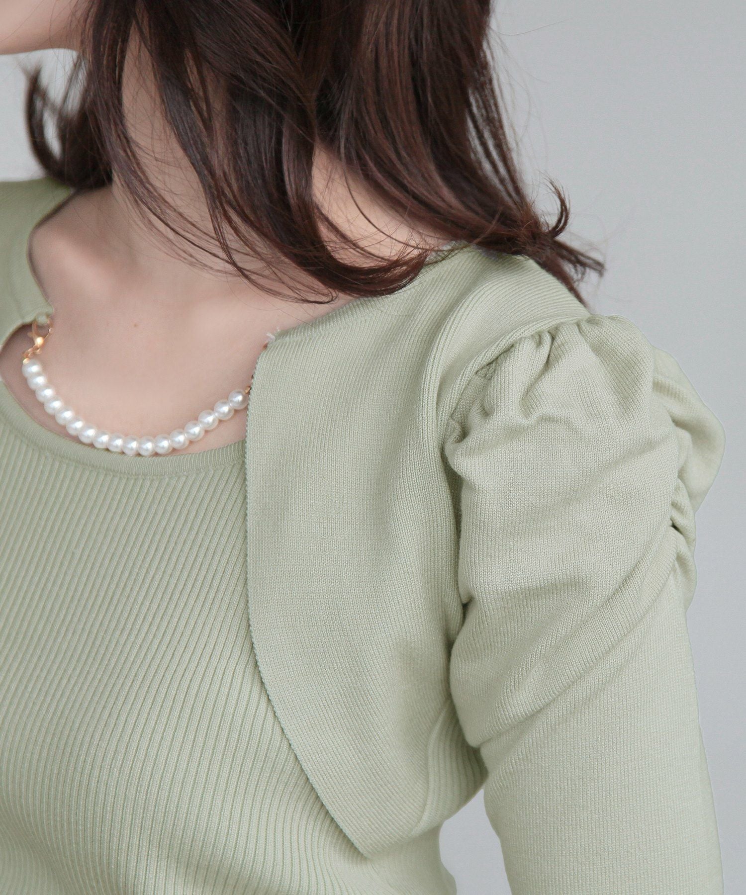 パールチェーン付きボレロ風ニットトップス JB24000