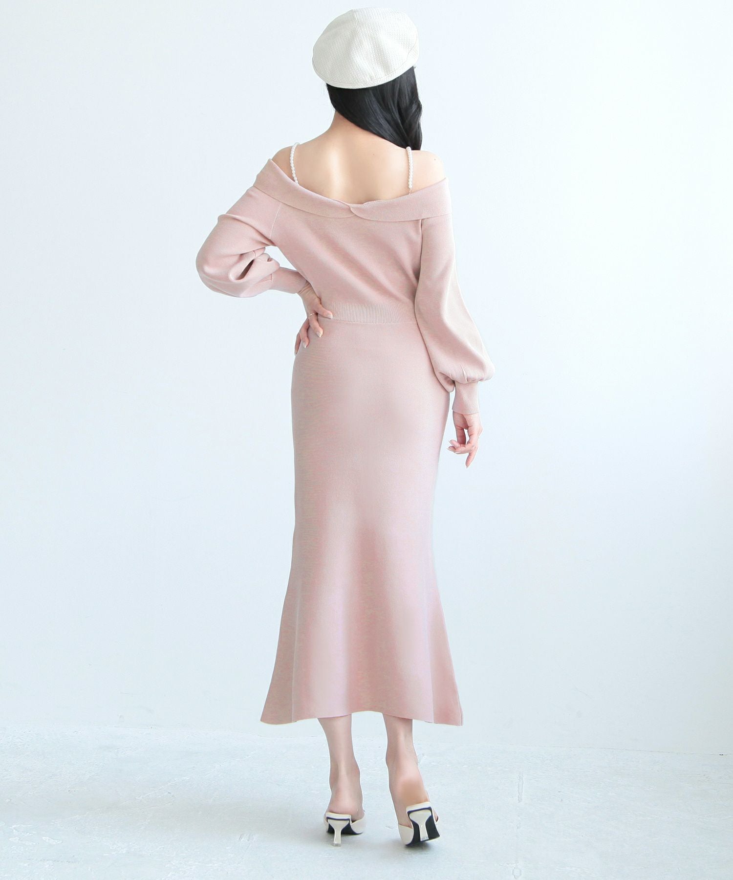 パールストラップマーメイドニットワンピース JB24006