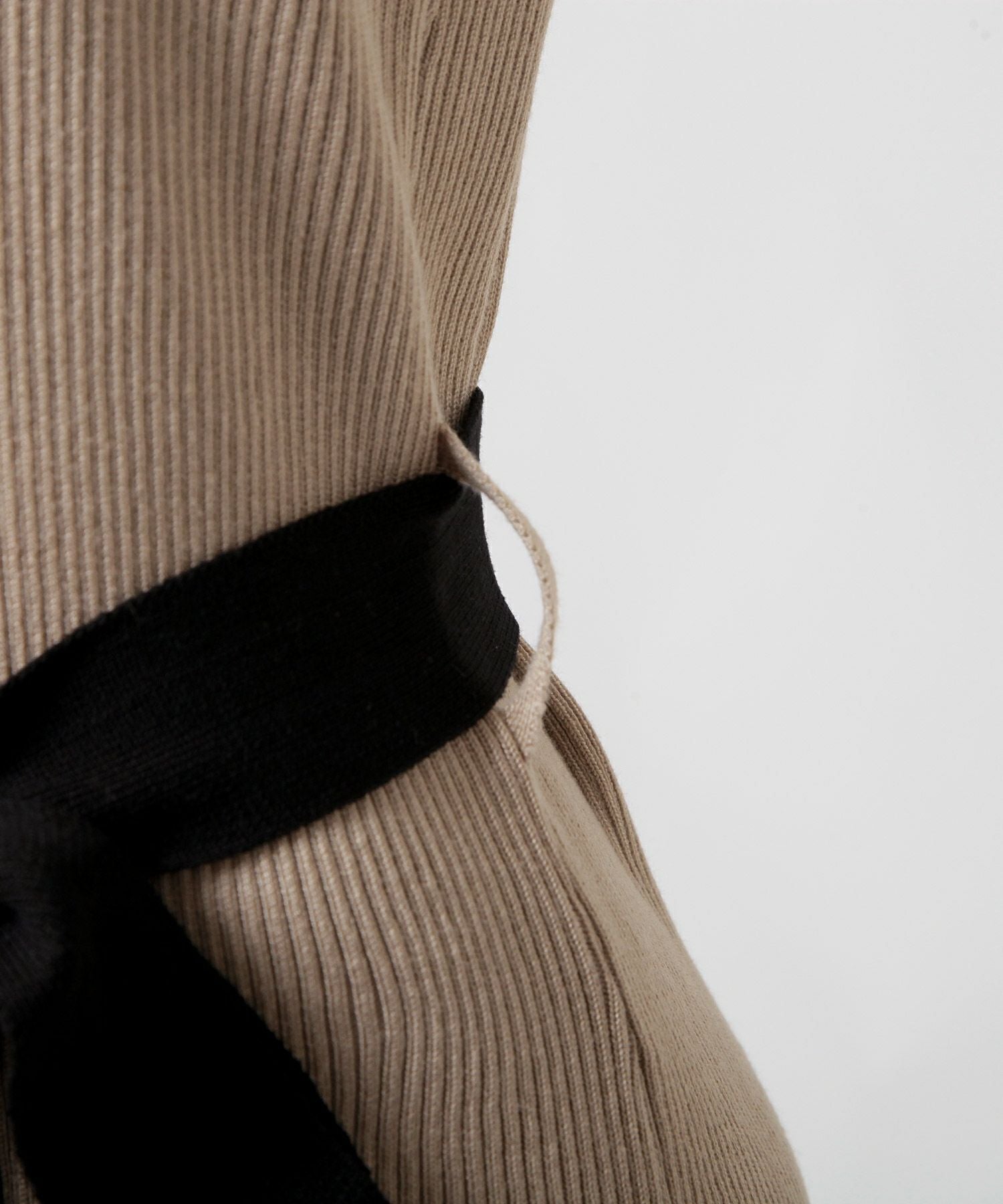 襟付きパイピングニットワンピース JB24533