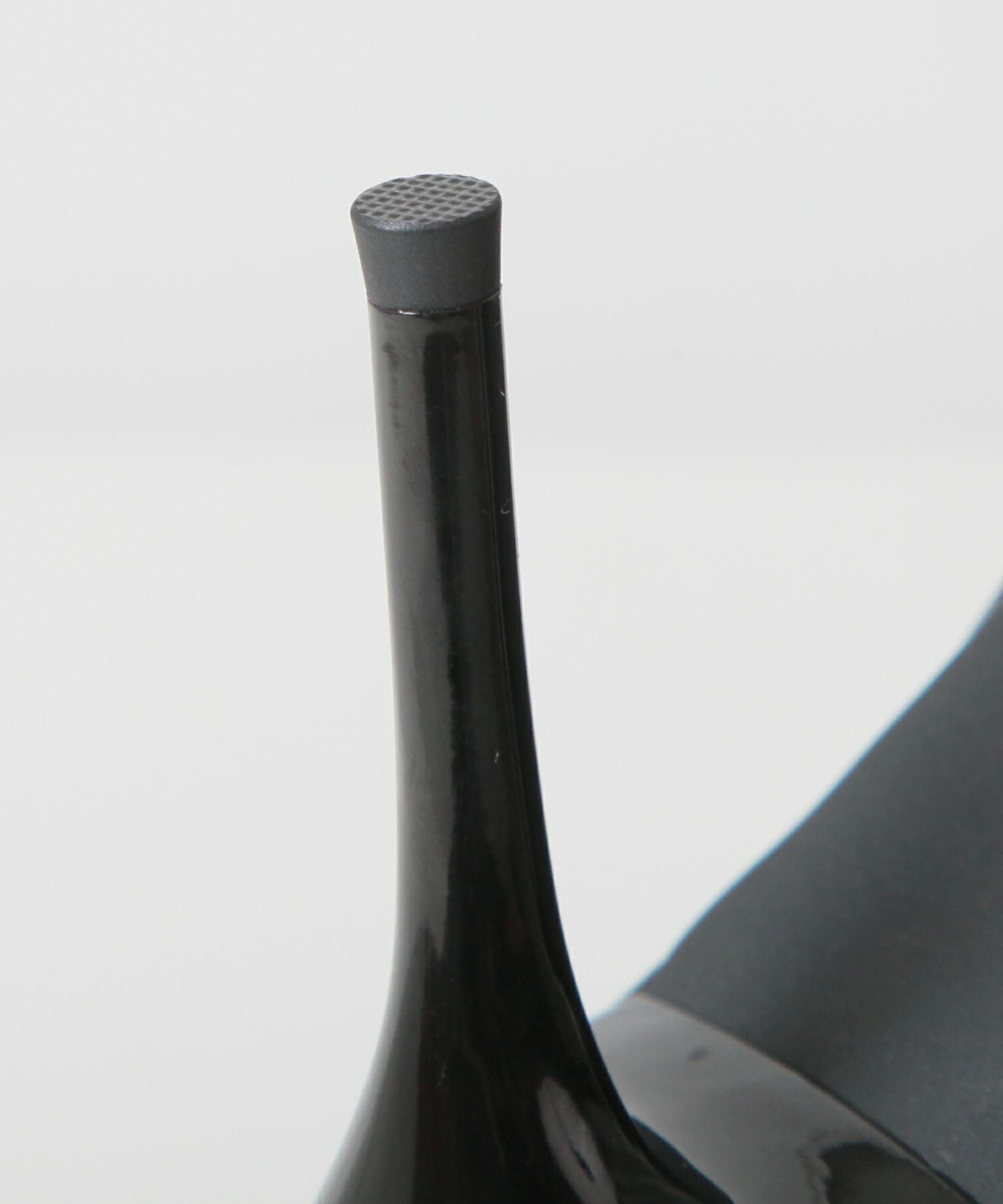 モチーフ付きショートブーツ JB24670