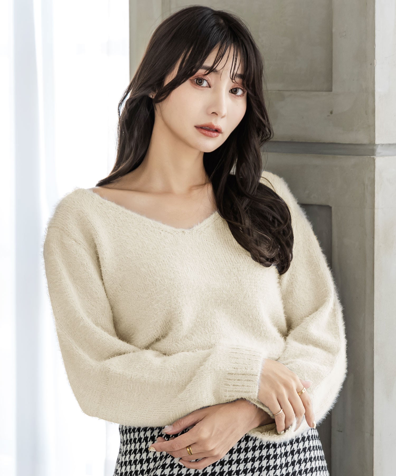 ネックが選べるシャギータッチニットトップス JB22603