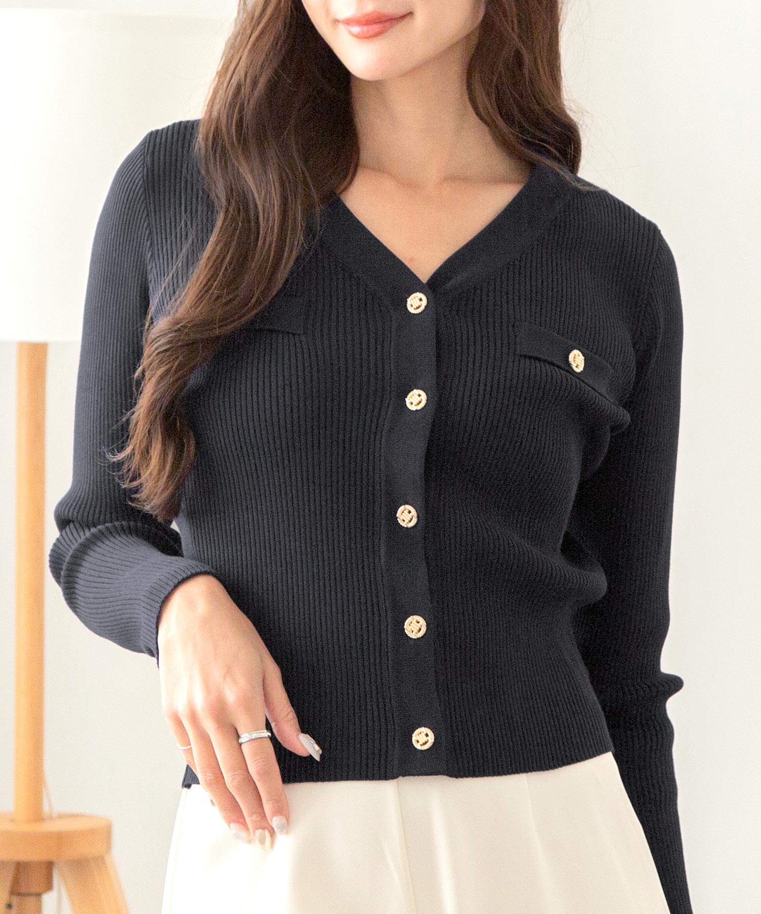 ゴールドボタンVネックニットカーディガン JB24528