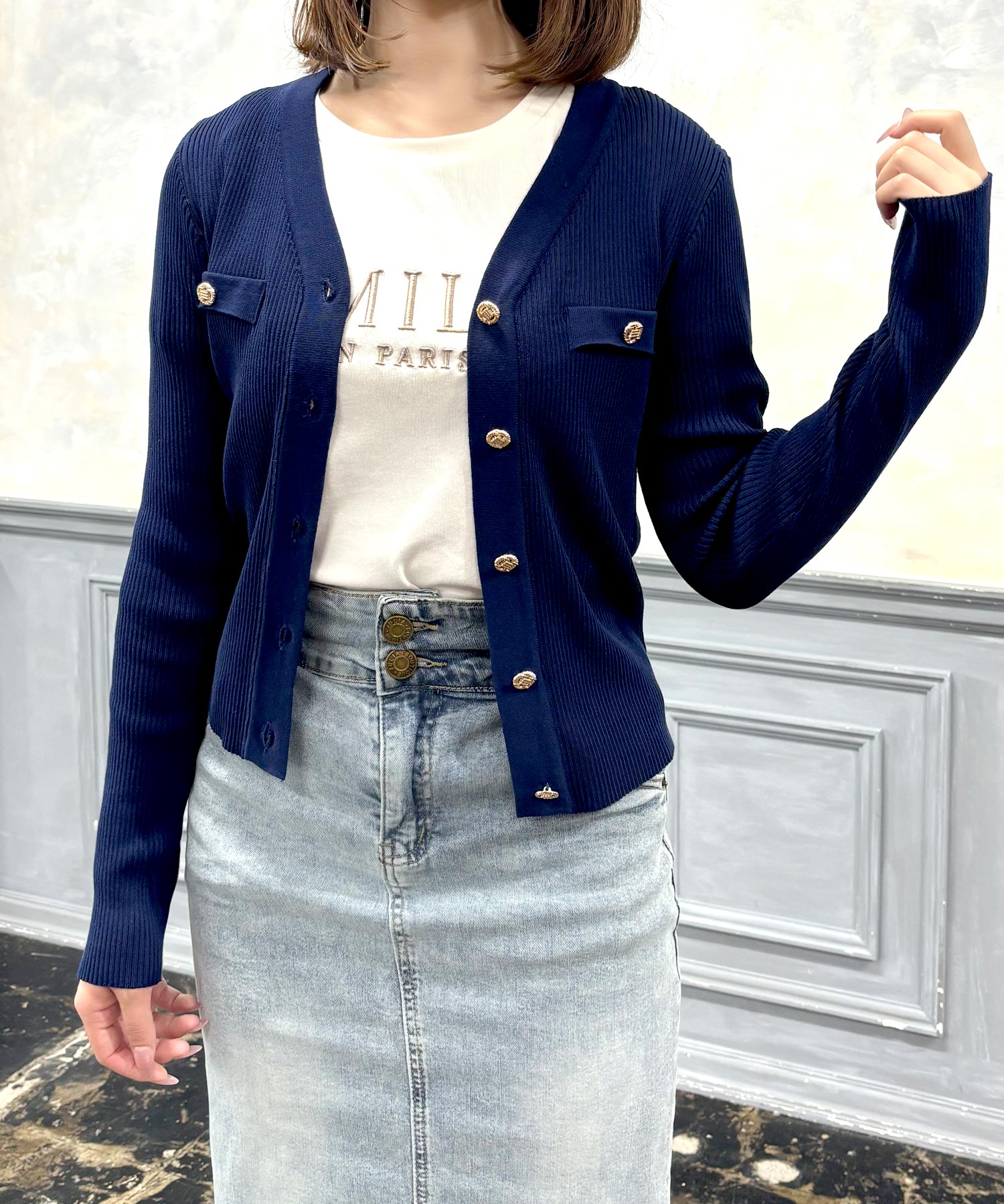 ゴールドボタンVネックニットカーディガン JB24528