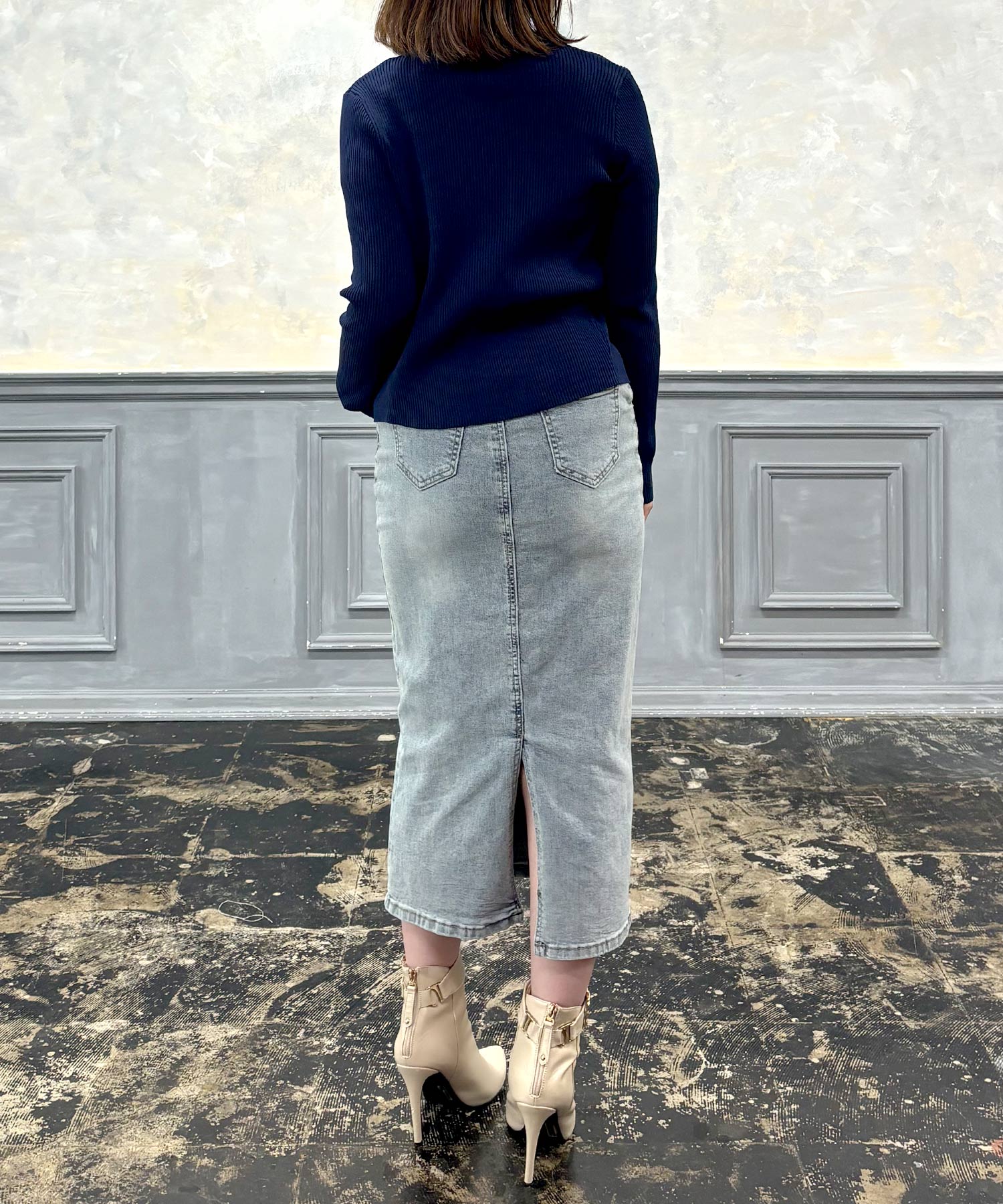 ゴールドボタンVネックニットカーディガン JB24528