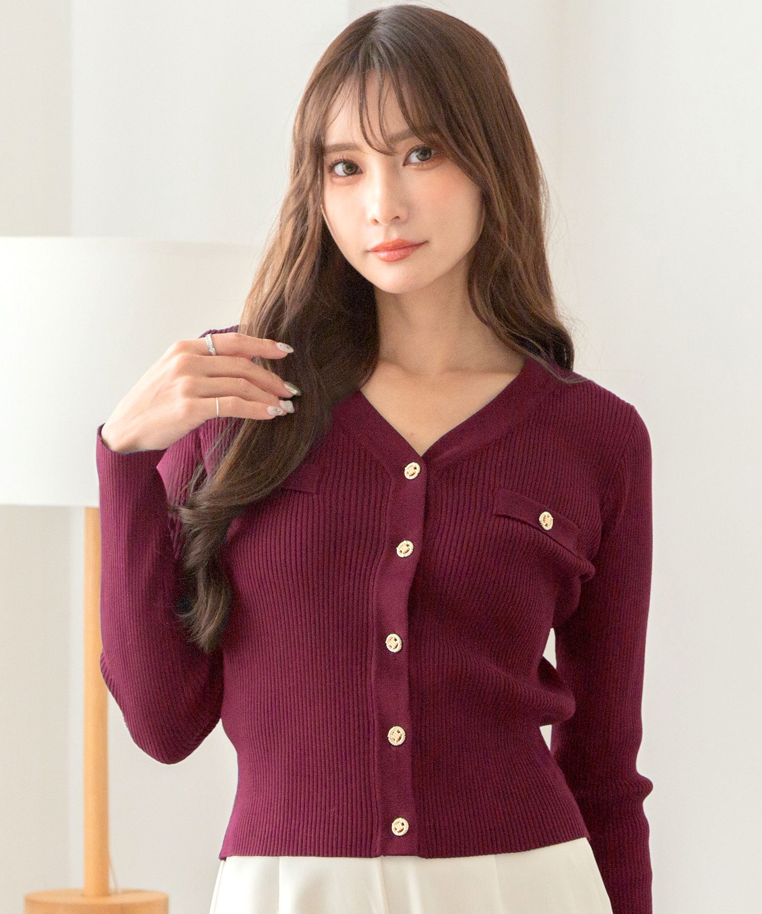 ゴールドボタンVネックニットカーディガン JB24528