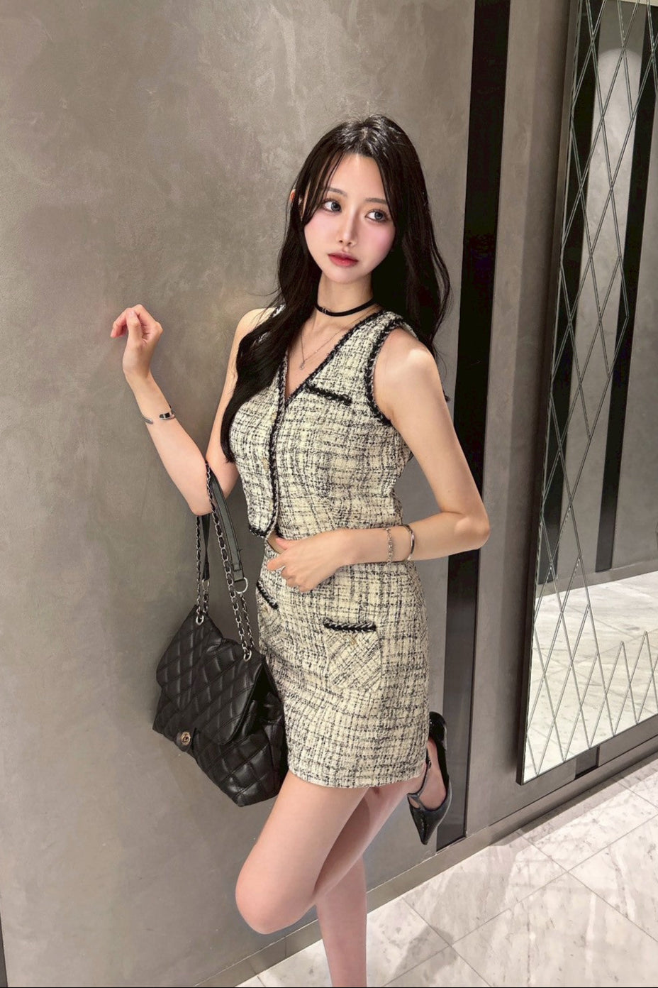 Vネックホワイトツイードセットアップ JB26037